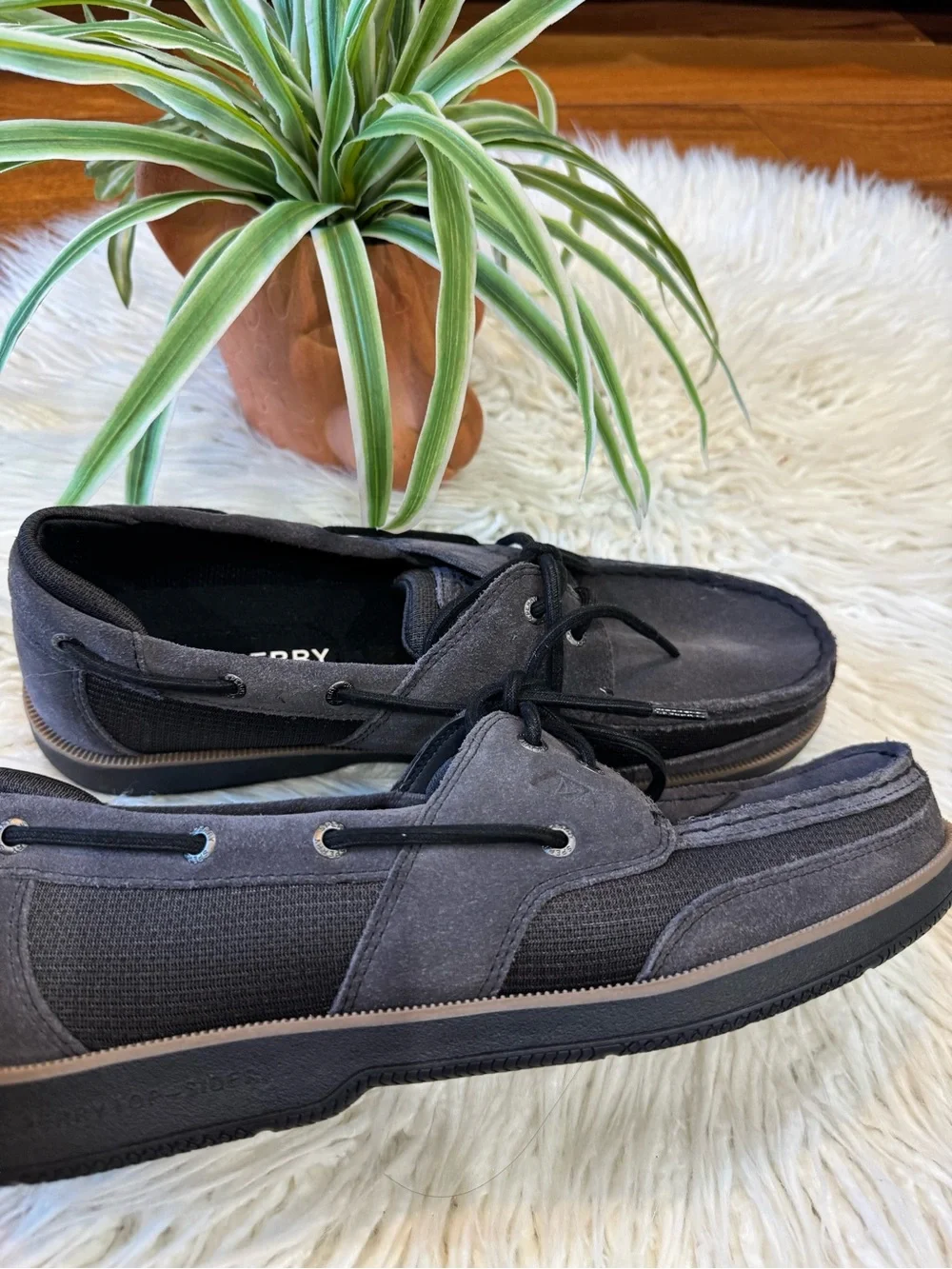 Sperry boat shoes